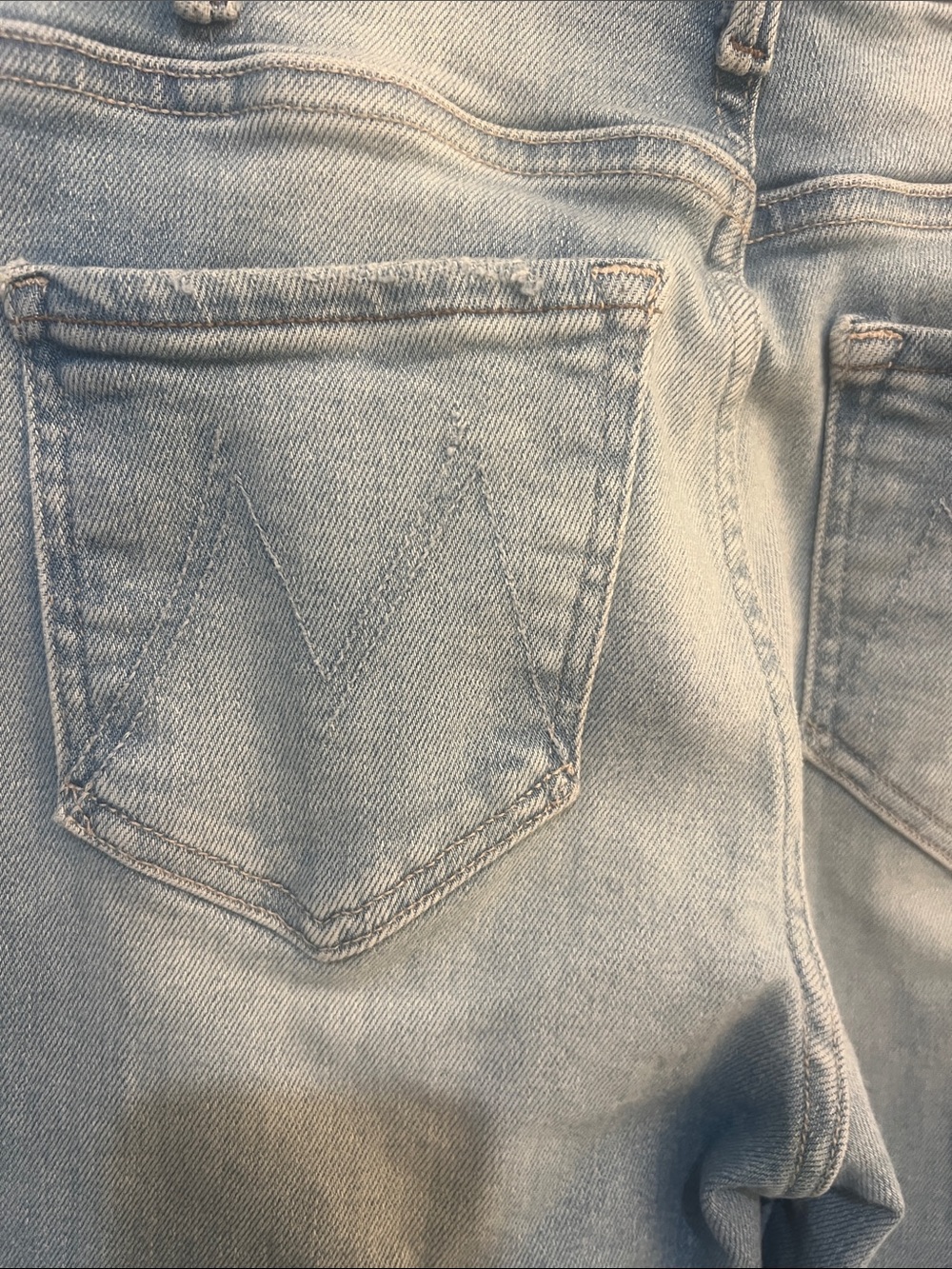 Mother denim, Women's Light Blue straight leg Jeans, “the hustler ankle”
